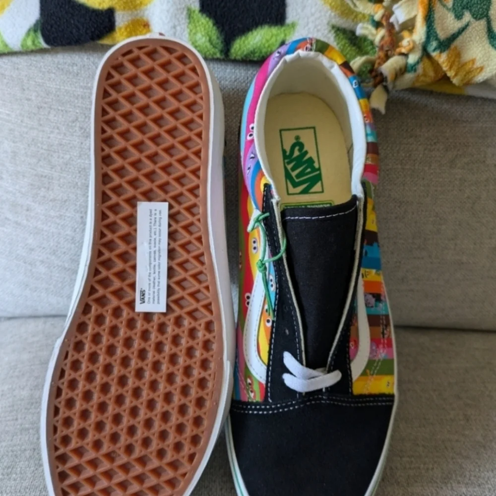 Vans Old Skool Sesame Street Men Rainbow Stripes Colorful Black 032025 - Picture 5 of 8